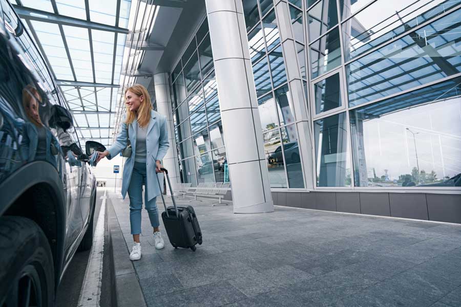 afhalen-aan-luchthaven de luchthaventaxi staat klaar voor u